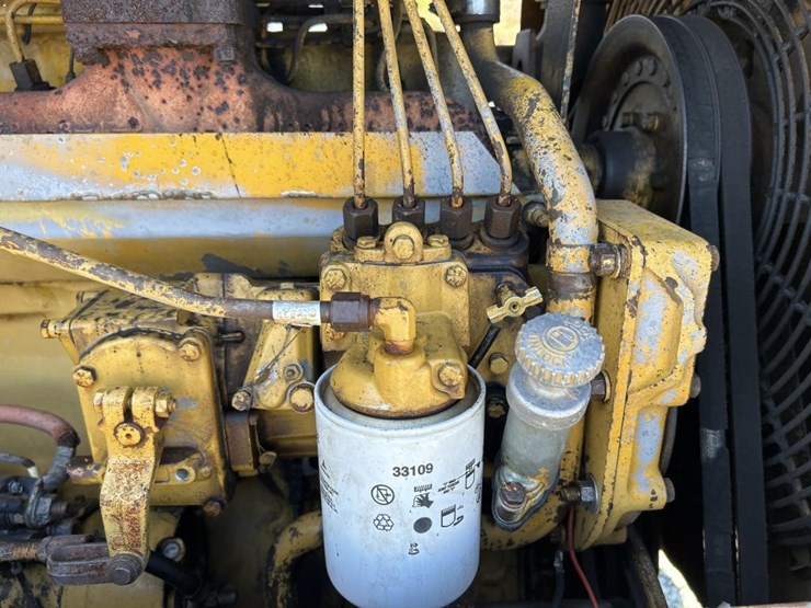 caterpillar-930-image-36