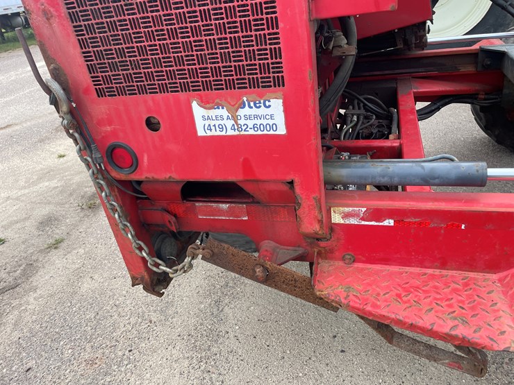 #1020-•-2002-moffett-piggy-back-forklift-image-36