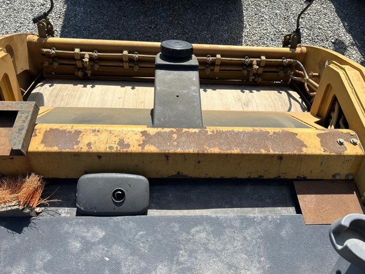 caterpillar-cb54-image-66