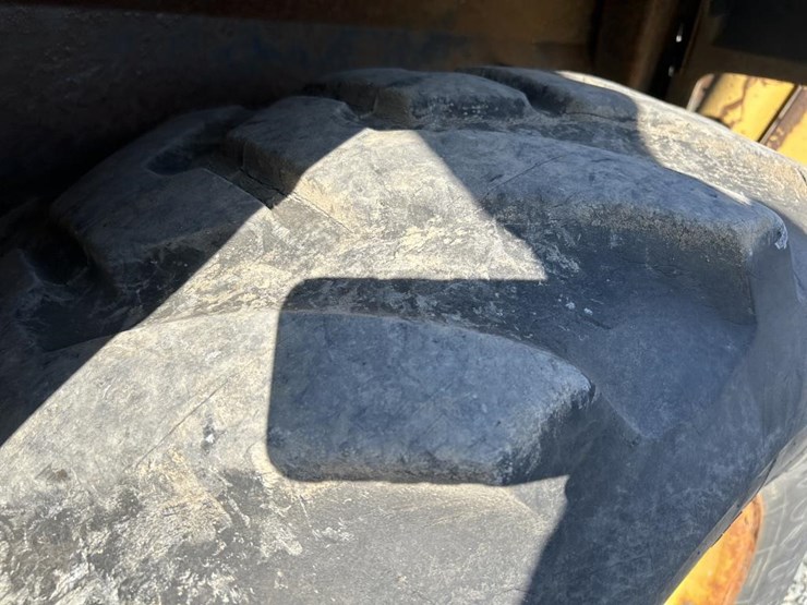 2008-deere-310sj-image-93