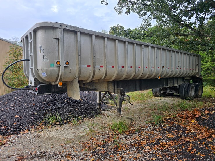1970-fruehauf-end-dump-trailer-image-3