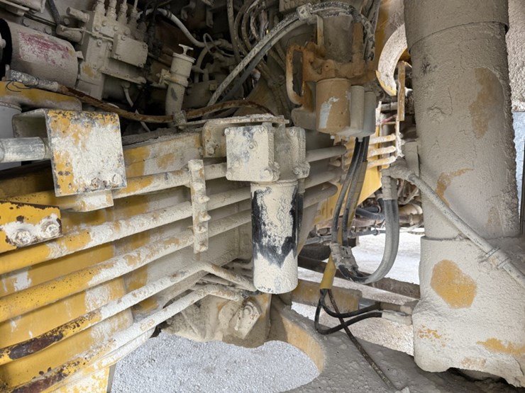 komatsu-hd465-5-image-135