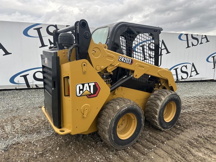 caterpillar-242d3-image-5