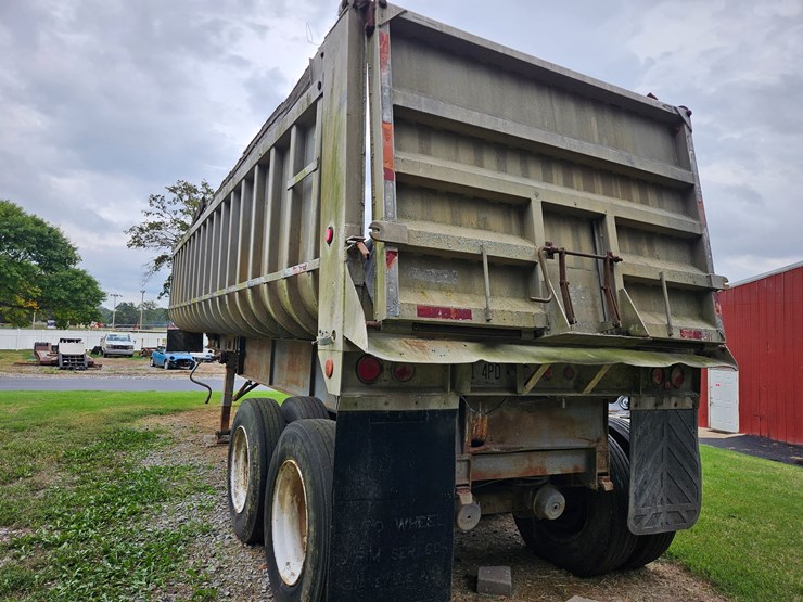 1977-fruehauf-28'-end-dump-image-12