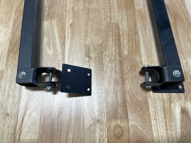 #5516-•-(2)-haul-master-swivel-handles-(cw)-image-4