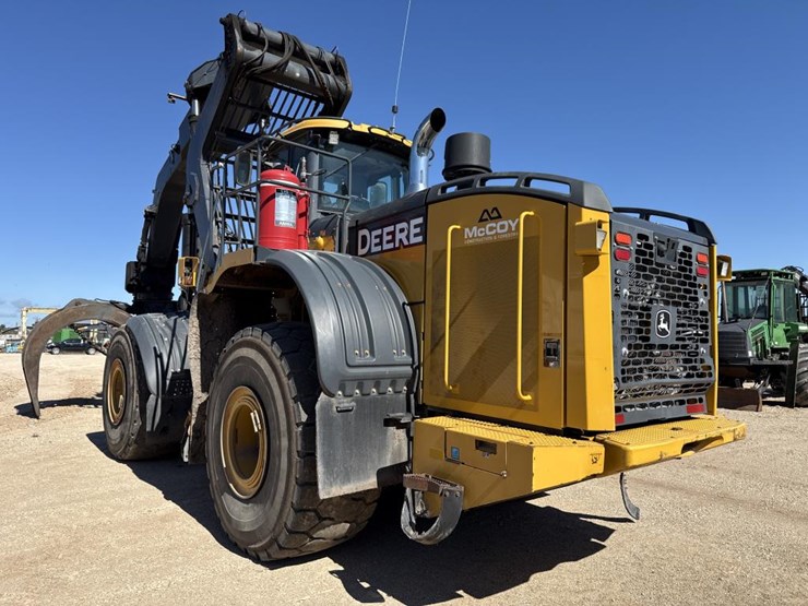 2018-deere-844k-image-3