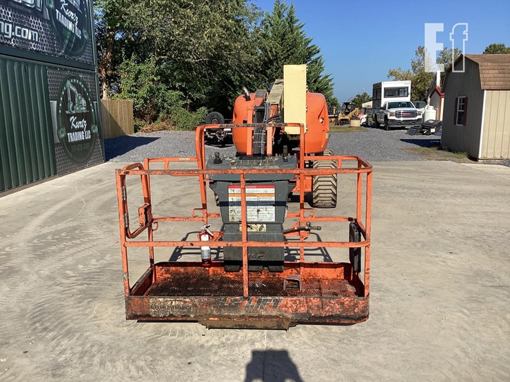 2010-jlg-450aj-image-7