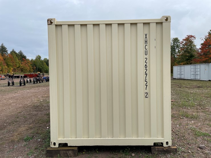 #8111-•-20'-standard-height-shipping-container-image-3