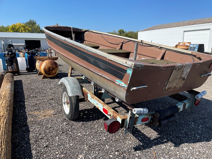 #1033-•-14-1/2'-aluminum-boat-&-trailer-image-5