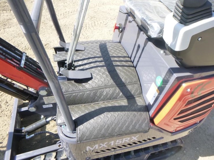 2025-agt-mx15rx-hydraulic-excavator-image-20