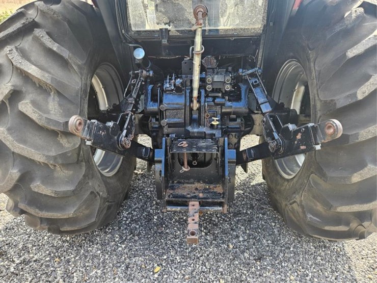 #2005-•-case-international-5140-tractor-image-16