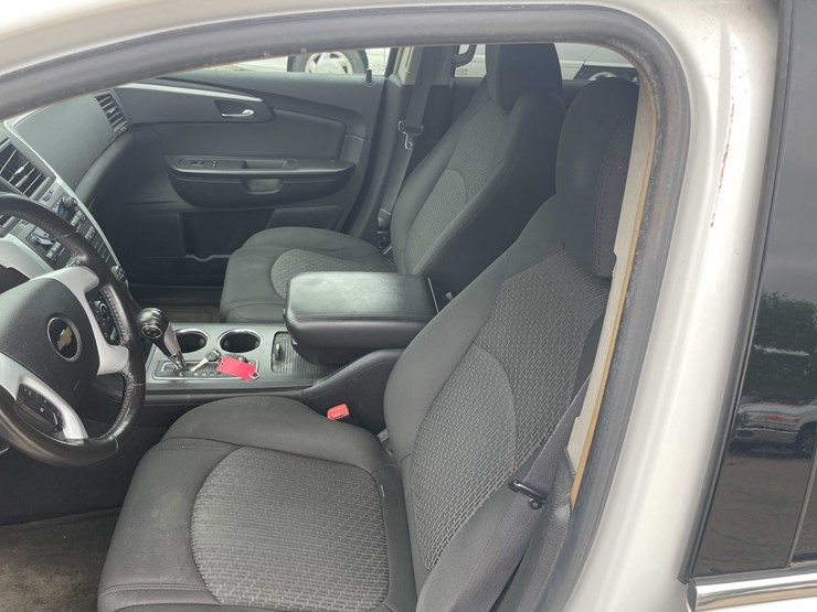 2009-chevrolet-traverse-image-83