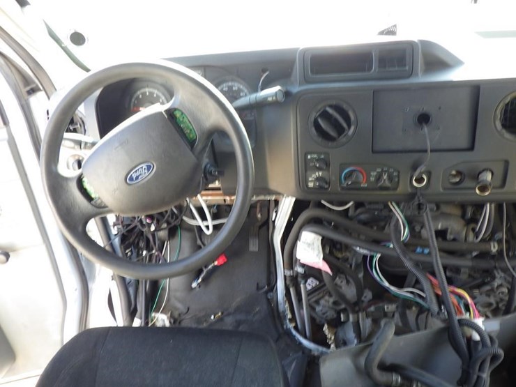 2017-ford-450-image-7