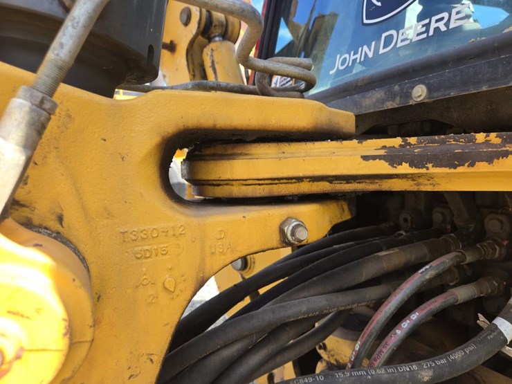 2015-deere-310sl-hl-image-45