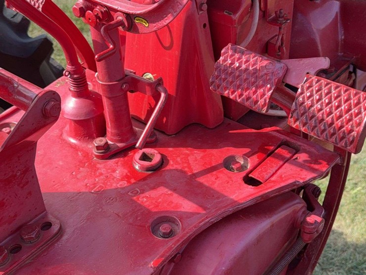 farmall-mv-image-53
