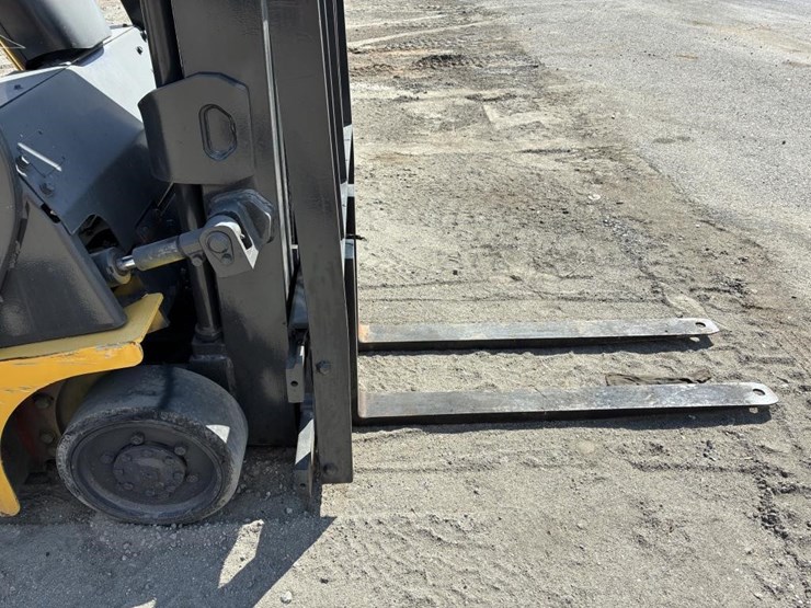 2004-komatsu-c30axps-forklift-image-6