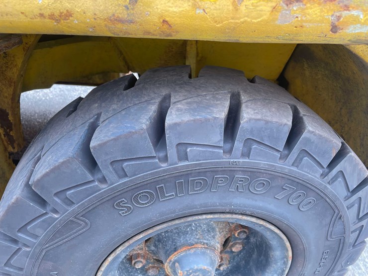 #1982-•-komatsu-forklift-(o4)-image-13