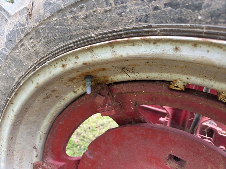 farmall-h-image-17