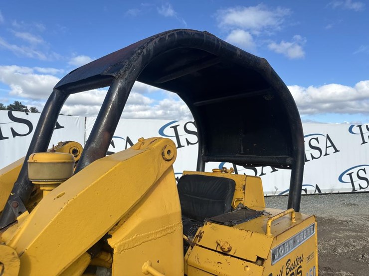 john-deere-300-image-9