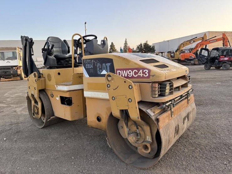 caterpillar-cb34-image-2