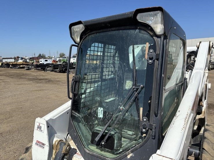 2022-bobcat-s850-image-26