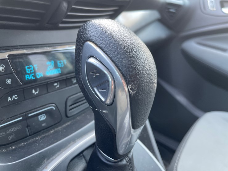 2013-ford-escape-se-image-47