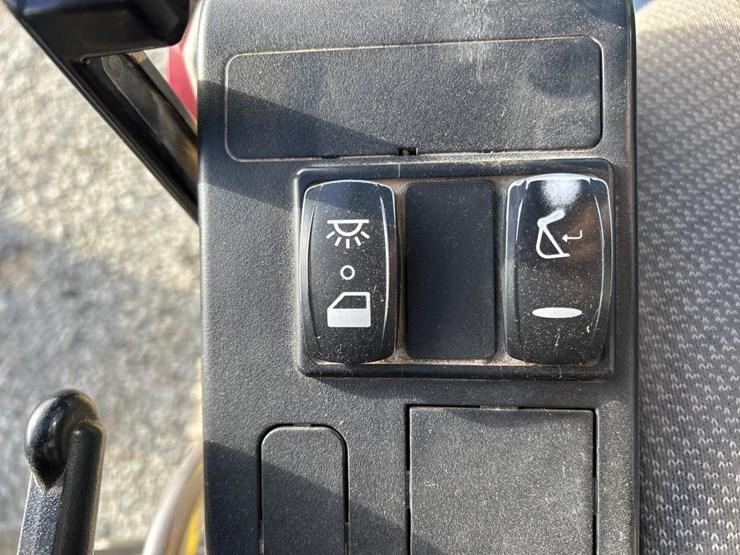 2020-volvo-ecr355e-image-82