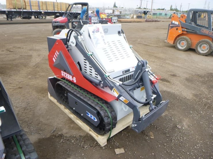 battler-st28h-6-skid-steer-track-loader-image-2