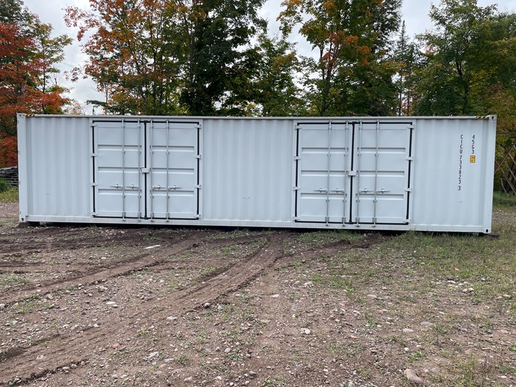 #8105-•-40'-high-cube-container-image-6