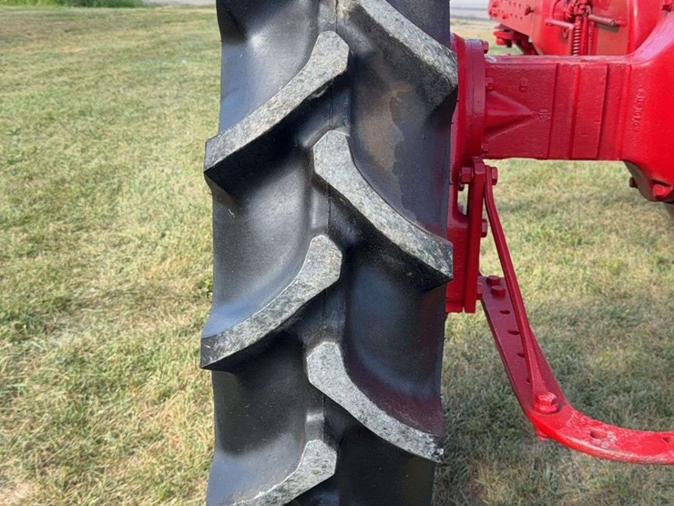 farmall-mv-image-17