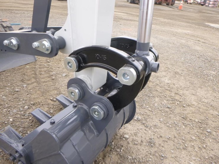 bttl-et12m-6-hydraulic-excavator-image-11