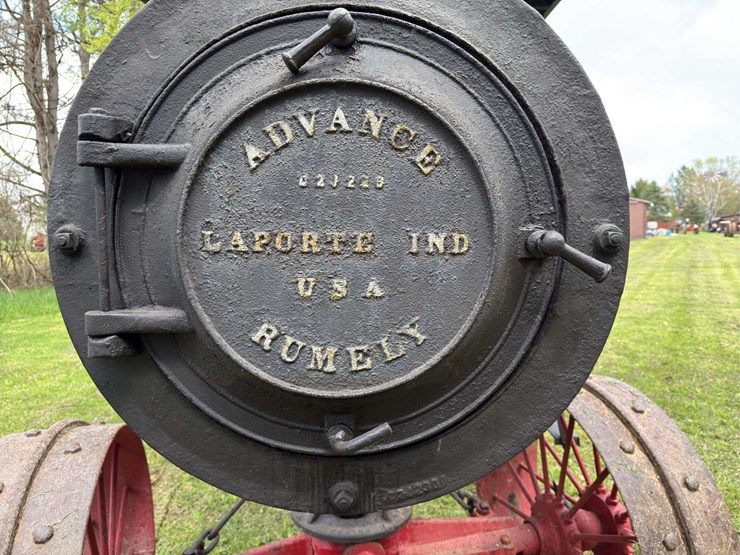 20hp-advance-rumely-universal-image-41