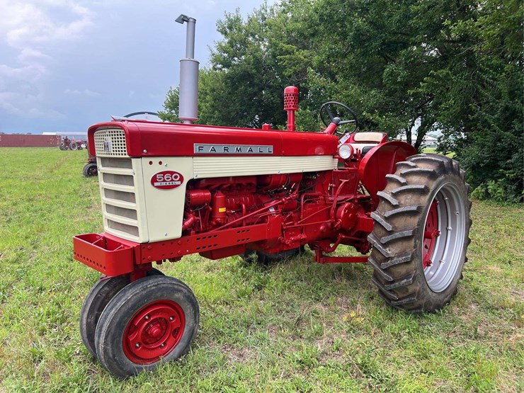farmall-560-diesel-image-7