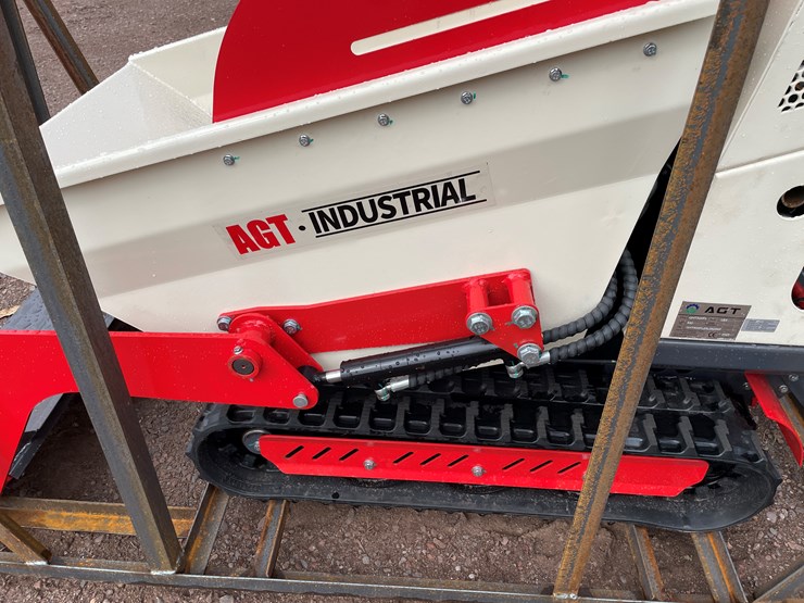 #8162-•-agt-stand-on-self-loading-crawler-dumper-image-11