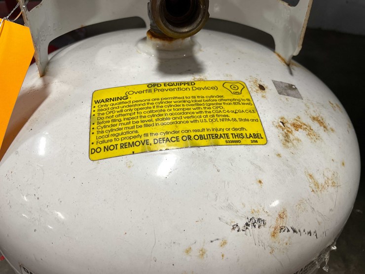 #5524-•-mini-propane-tank-(cw)-image-10