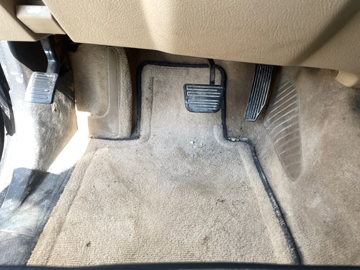2005-hummer-h3-image-35