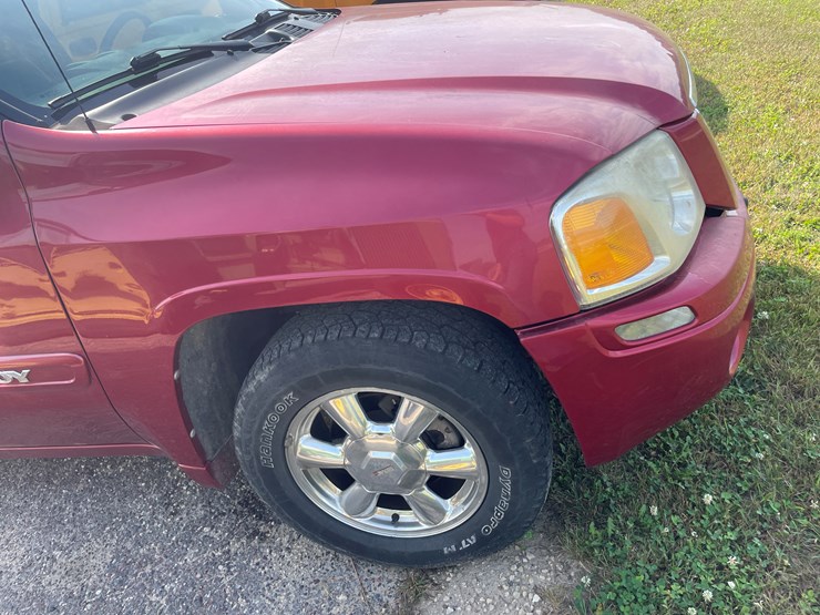 2004-gmc-envoy-image-11