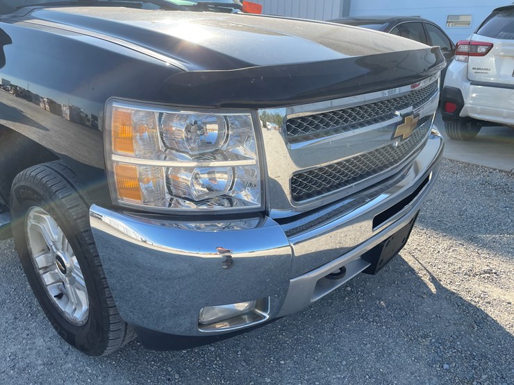 #1012-•-2012-chevy-silverado-1500-extended-cab-pickup-truck-image-14
