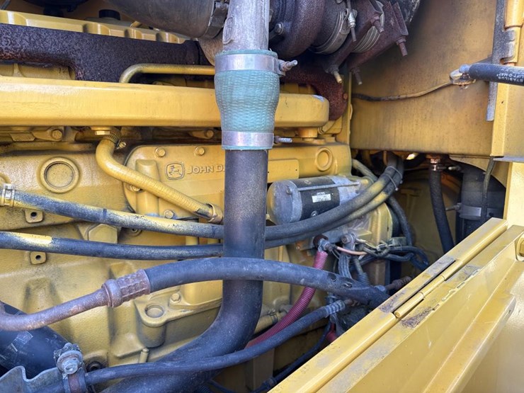 deere-644h-image-40