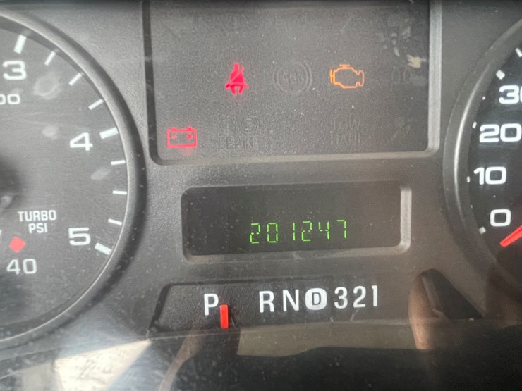 2006-ford-f550-image-40