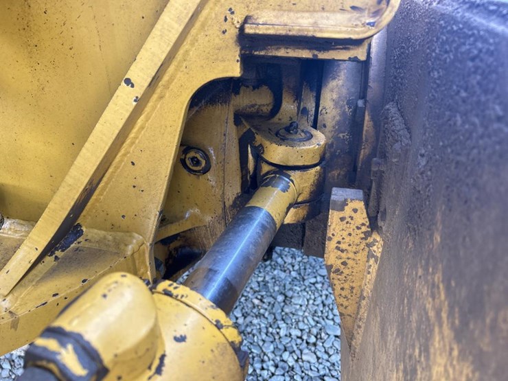 deere-770bh-image-58