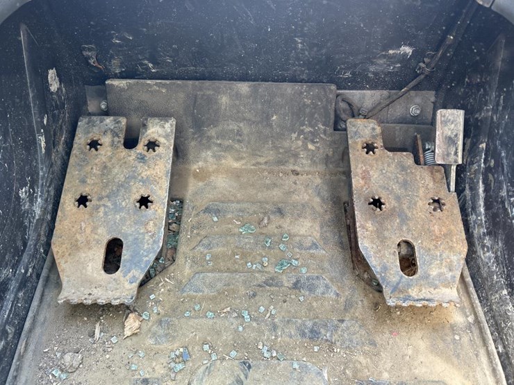 2021-bobcat-s64-image-48