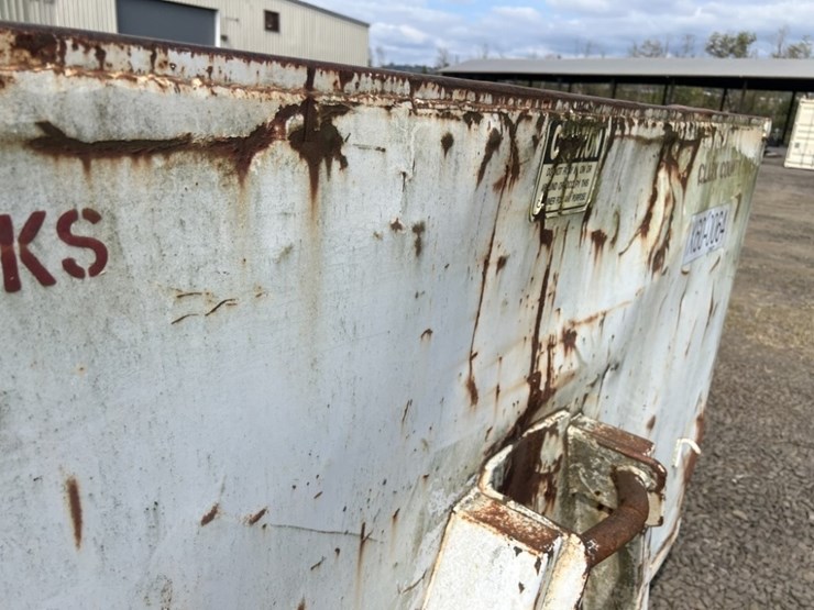 dump-bin-image-9
