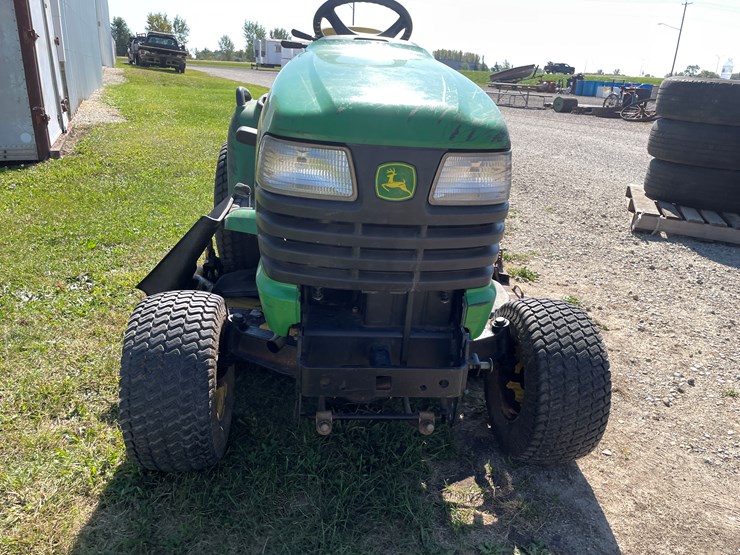 john-deere-x465-image-2