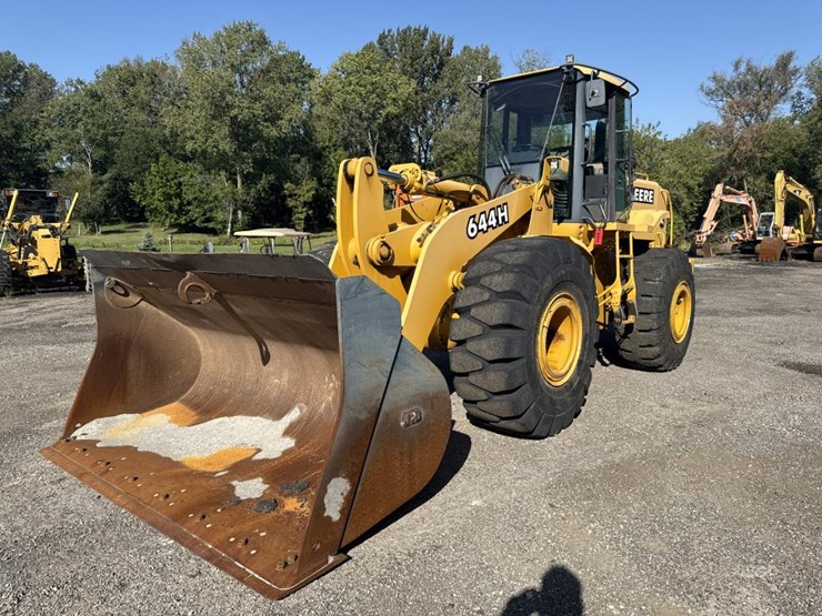deere-644h-image-3