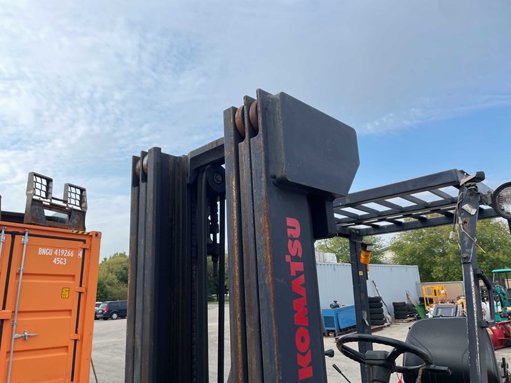 #1982-•-komatsu-forklift-(o4)-image-82