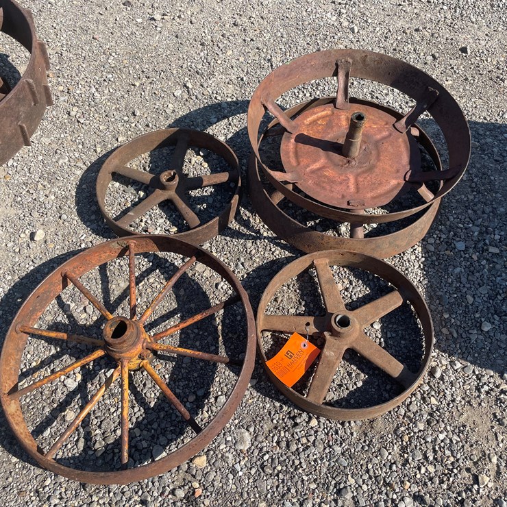 #6639 • (4) Iron Wheels