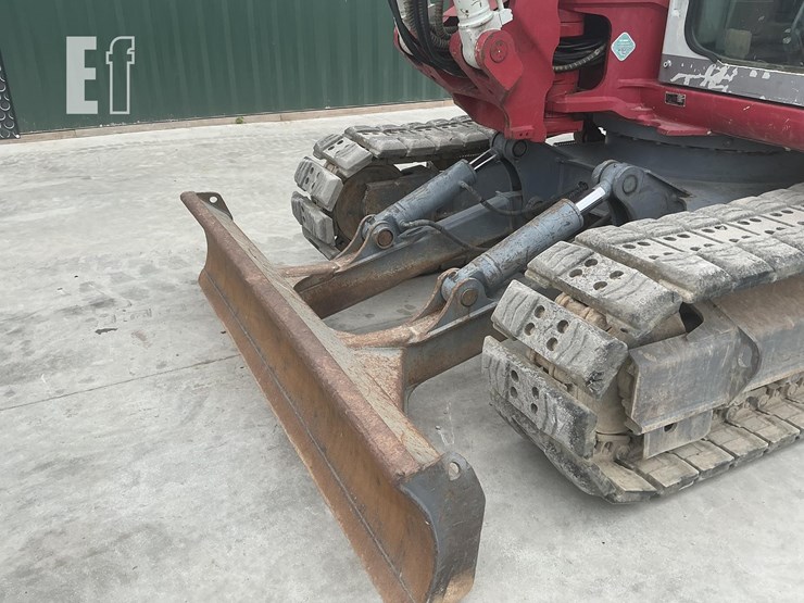 2016-takeuchi-tb1140-image-10