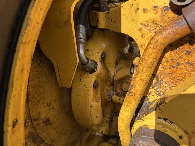 2001-deere-772ch-image-22