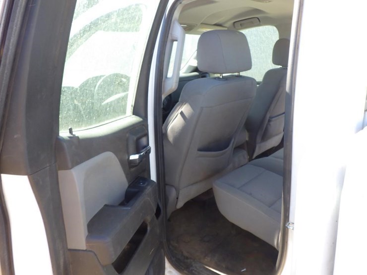 2017-chevrolet-1500-image-7